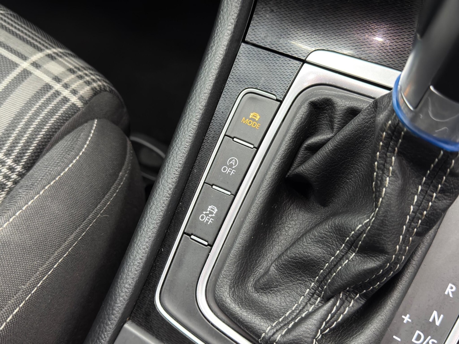 Used Volkswagen Golf 2016 for sale - 77015470: Photo 27