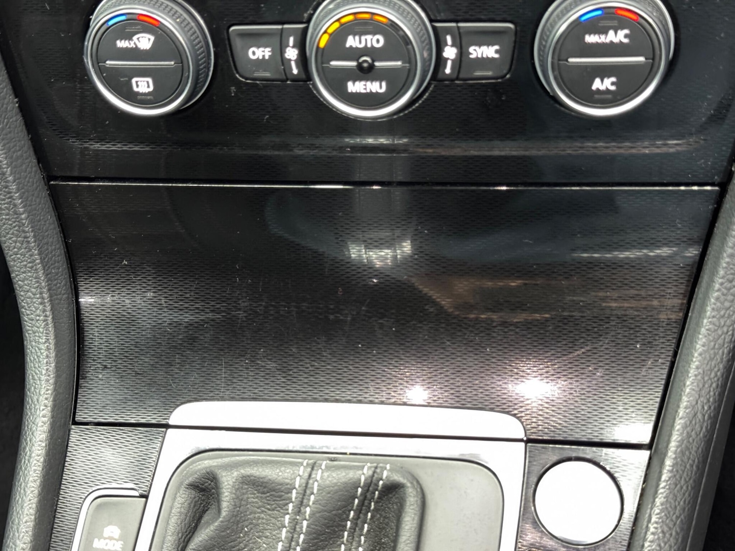 Used Volkswagen Golf 2016 for sale - 77015470: Photo 28