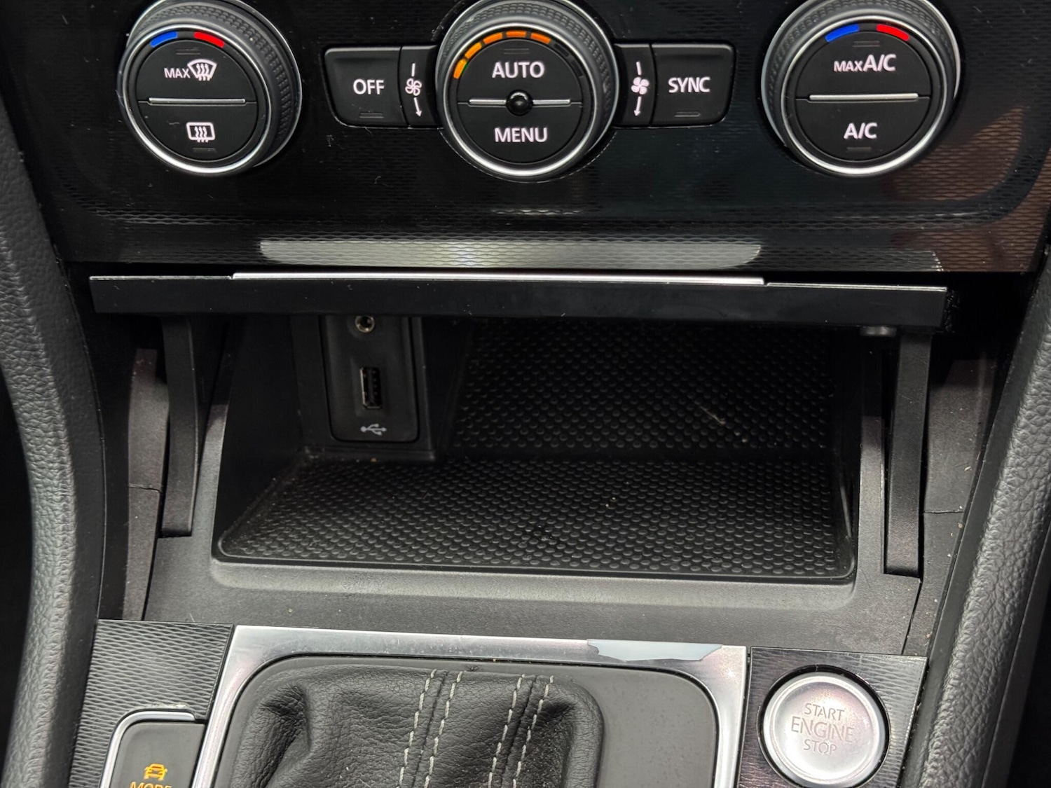 Used Volkswagen Golf 2016 for sale - 77015470: Photo 29