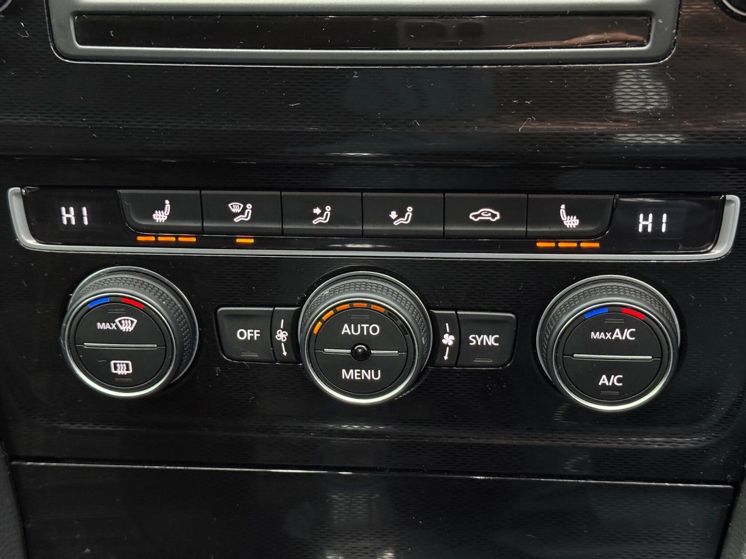 Used Volkswagen Golf 2016 for sale - 77015470: Photo 30