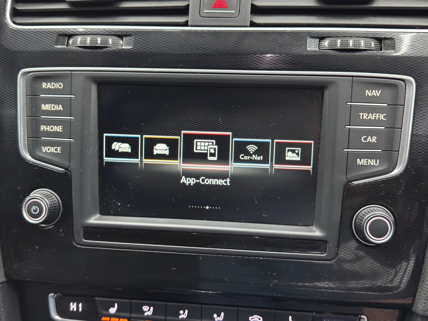 Used Volkswagen Golf 2016 for sale - 77015470: Photo 32