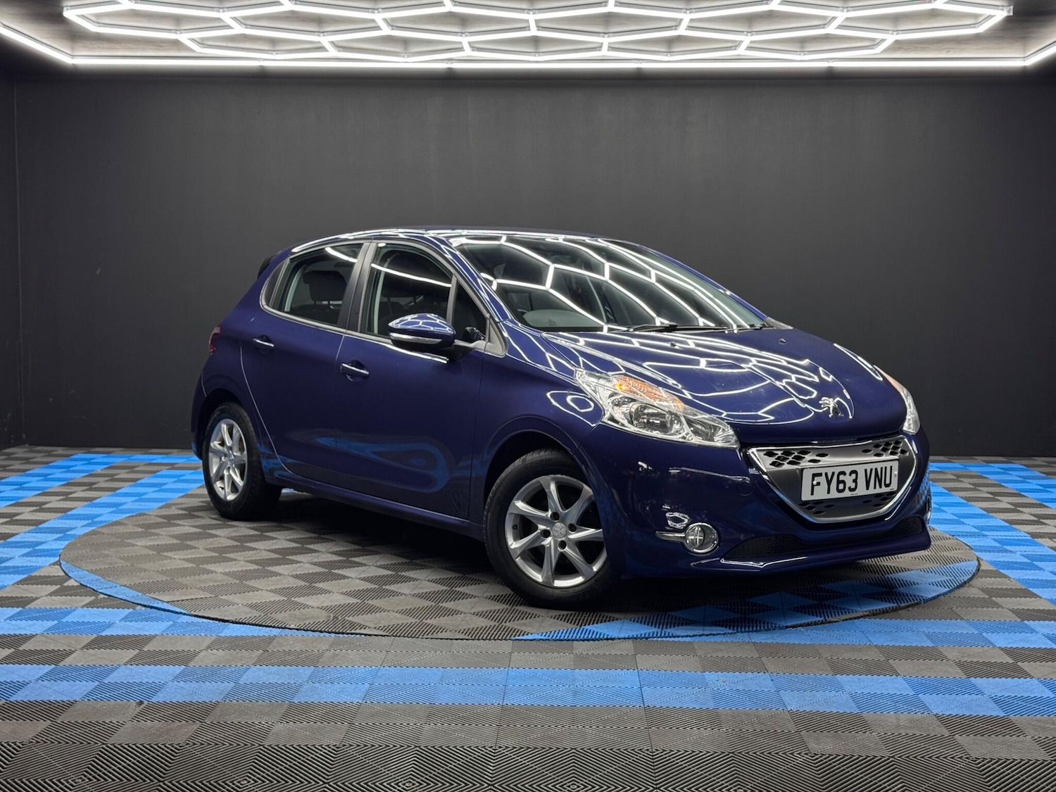 Used Peugeot 208 2013 for sale - 76167049: Photo 1