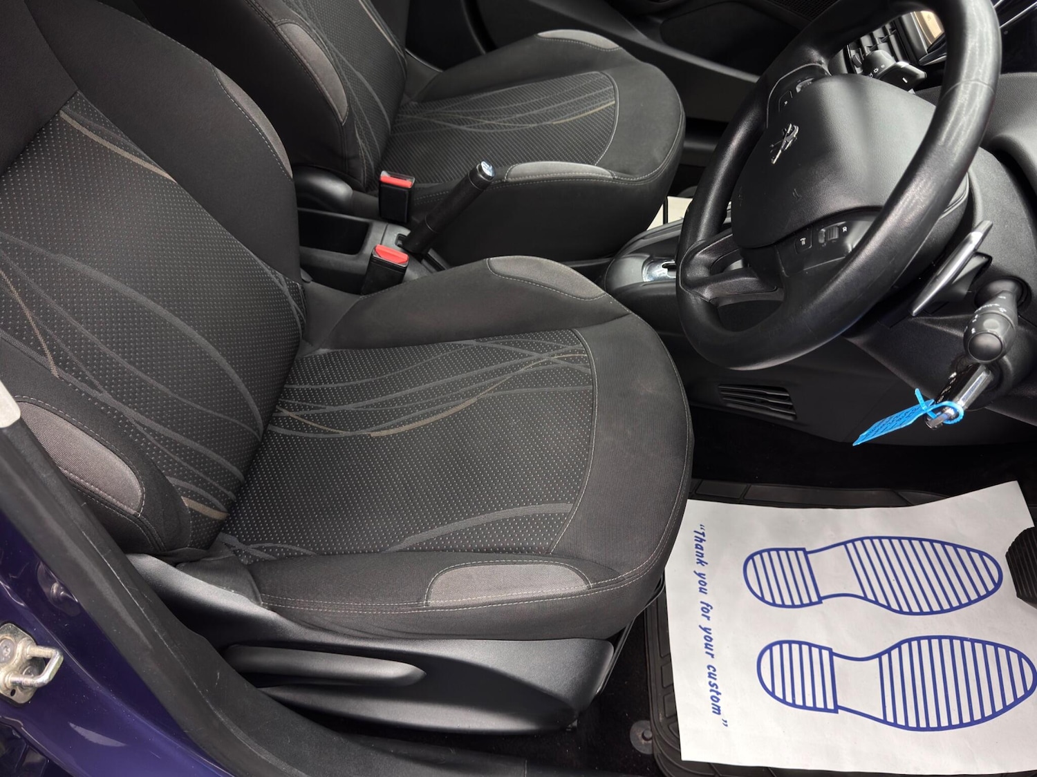 Used Peugeot 208 2013 for sale - 76167049: Photo 13