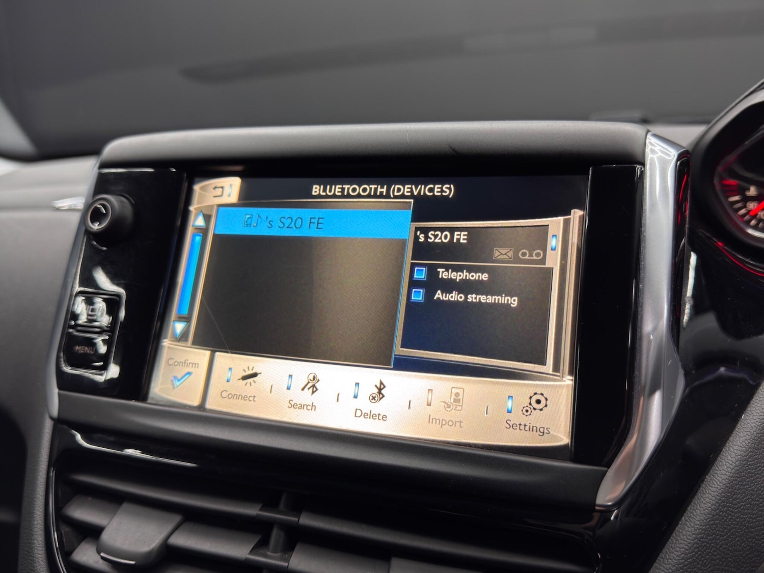 Used Peugeot 208 2013 for sale - 76167049: Photo 29