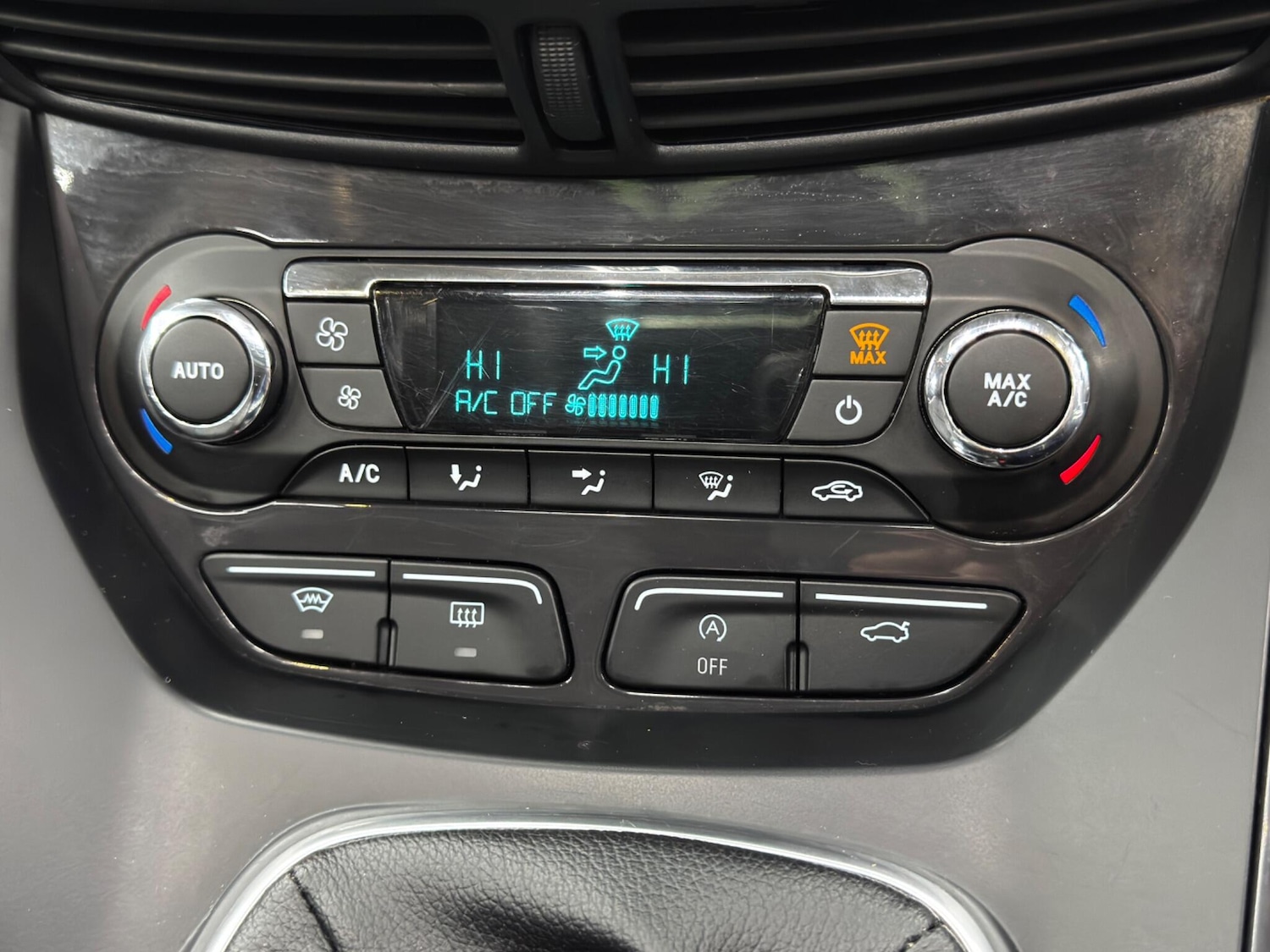 Used Ford Kuga 2016 for sale - 77424870: Photo 26