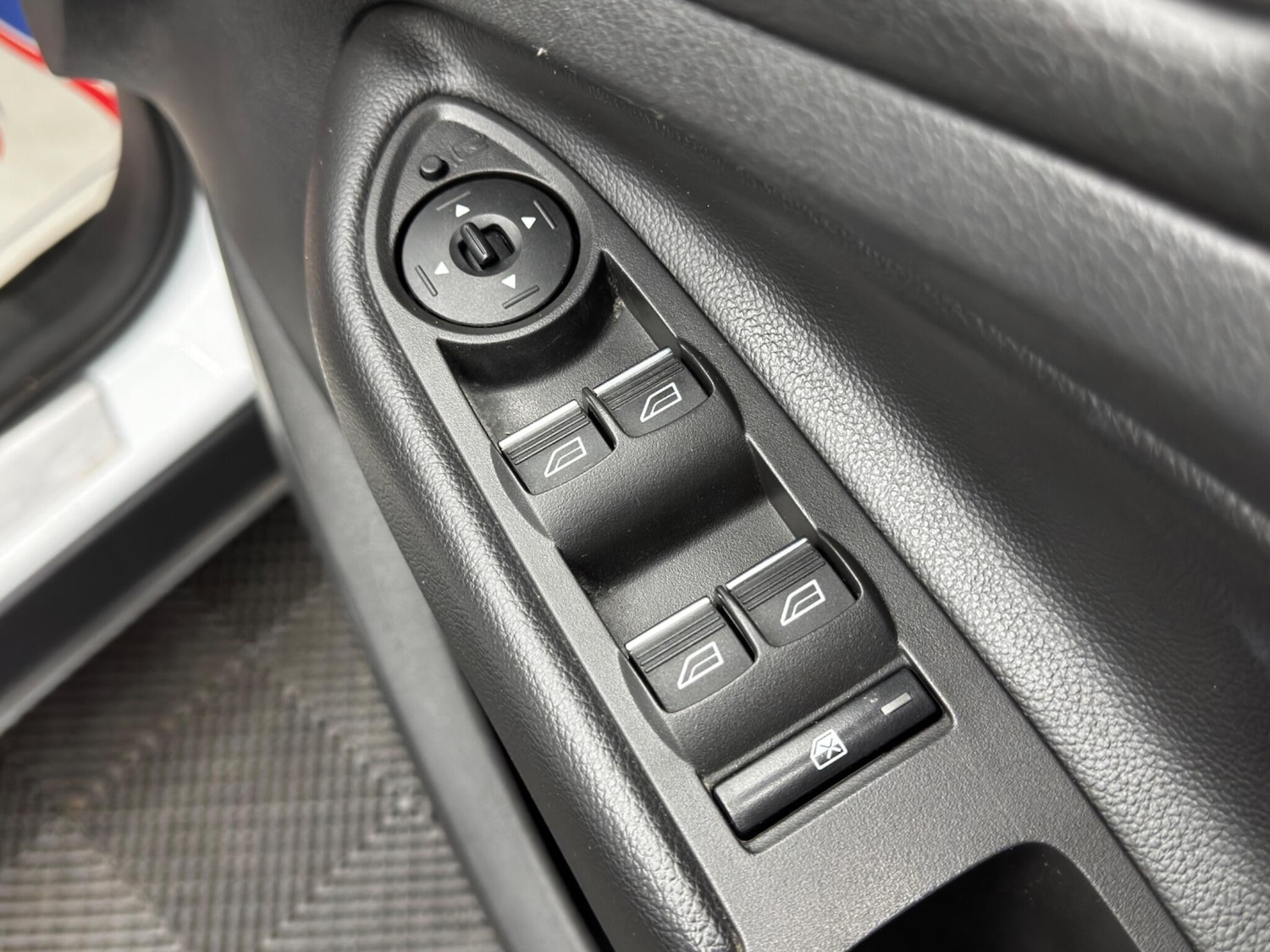 Used Ford Kuga 2016 for sale - 77424870: Photo 39