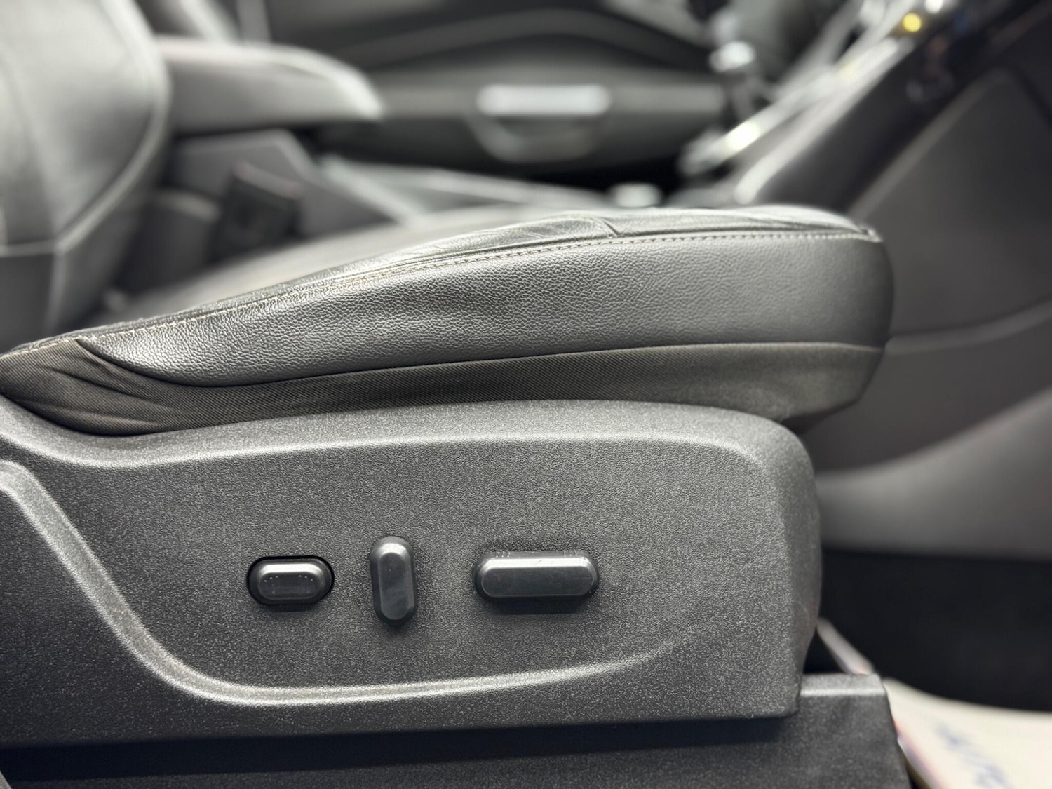 Used Ford Kuga 2016 for sale - 77424870: Photo 40