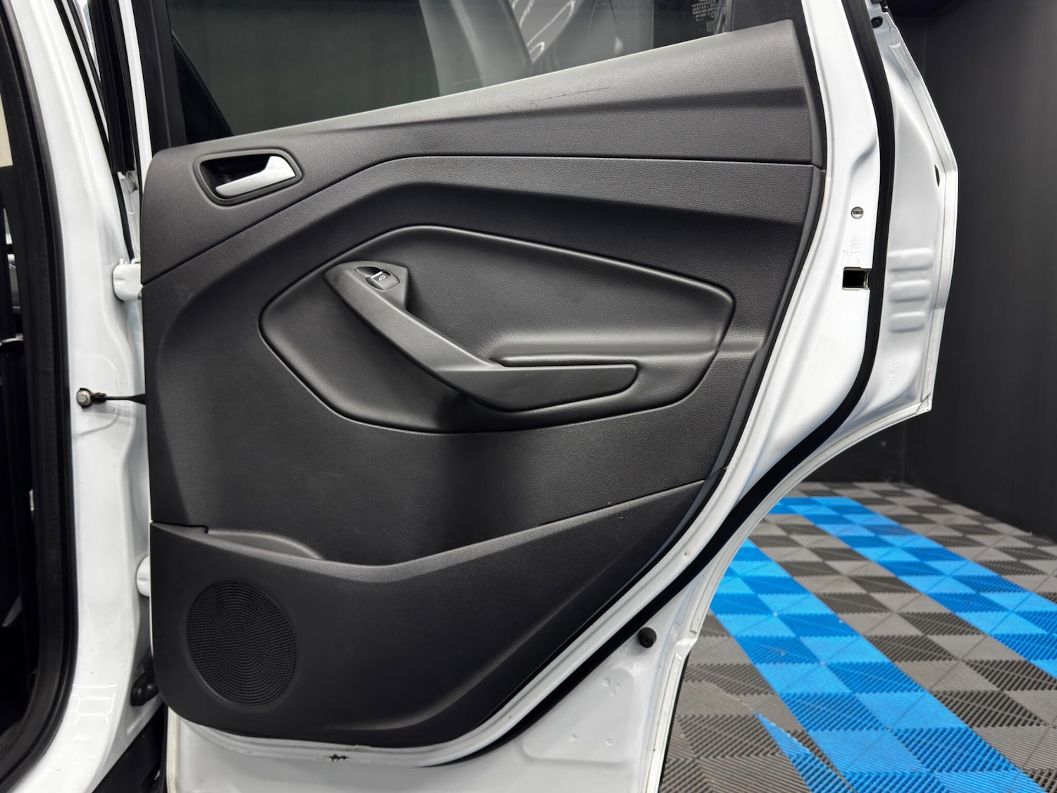 Used Ford Kuga 2016 for sale - 77424870: Photo 41