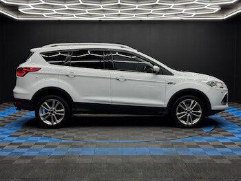 Used Ford Kuga 2016 for sale - 77424870: Photo