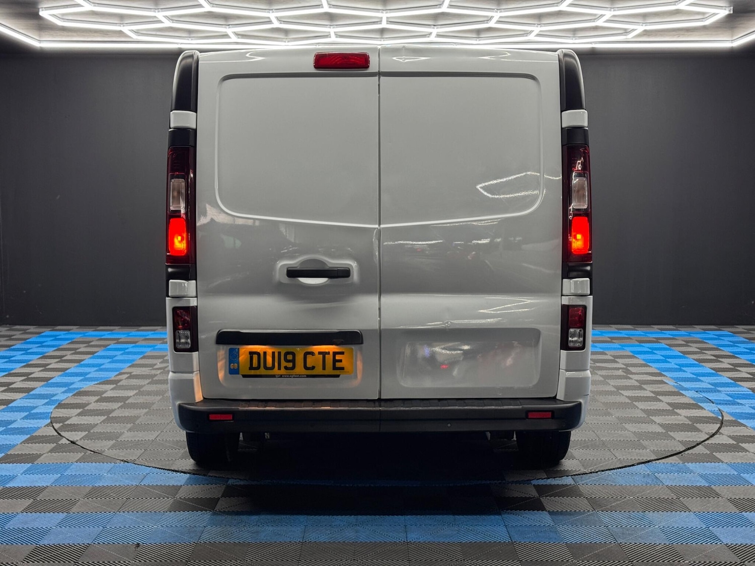 Used Vauxhall Vivaro 2019 for sale - 77853319: Photo 6