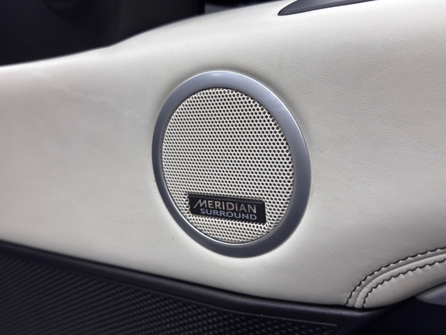 Used Land Rover Discovery 2017 for sale - 77315504: Photo 48