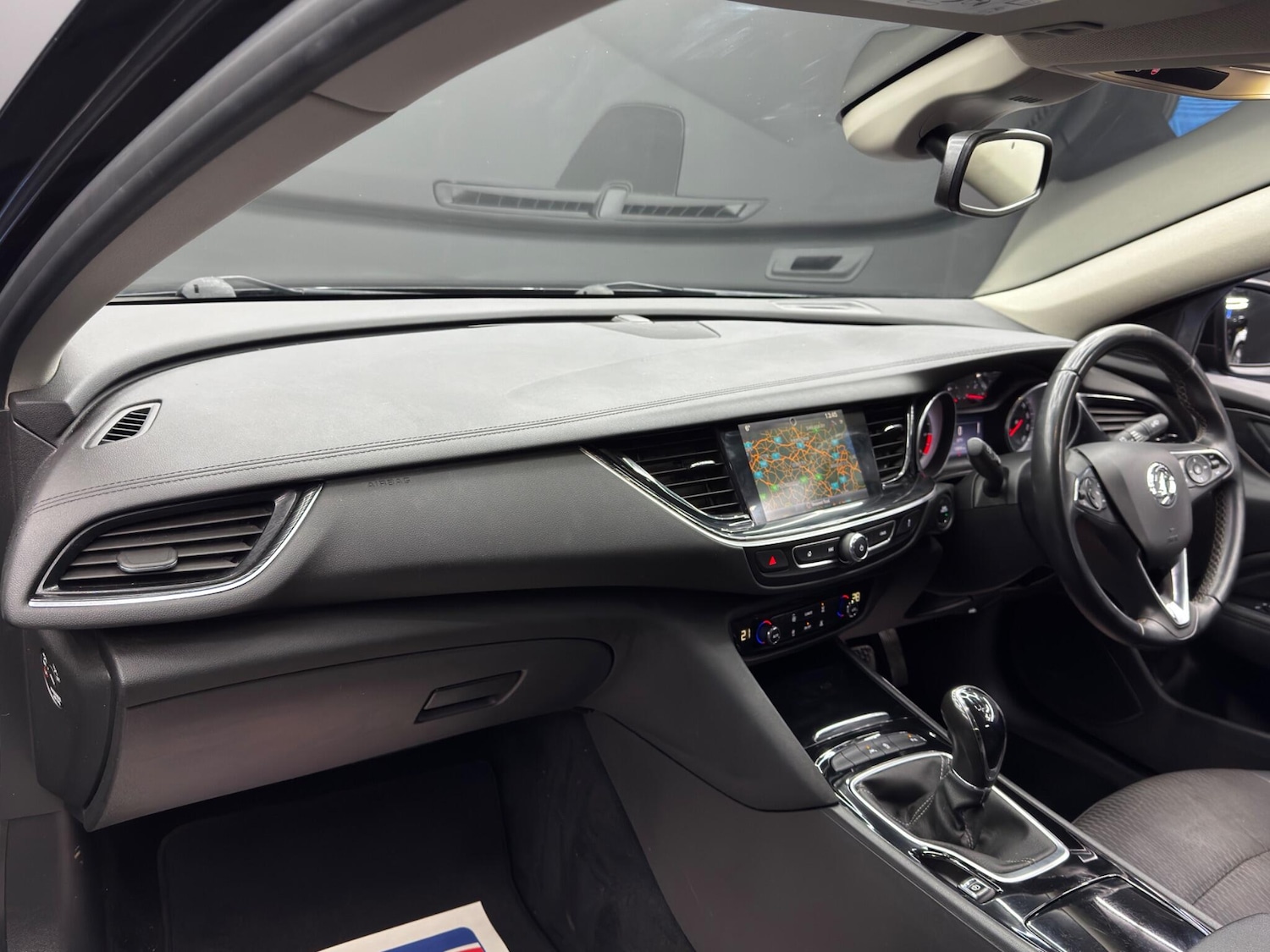 Used Vauxhall Insignia 2018 for sale - 77091130: Photo 11