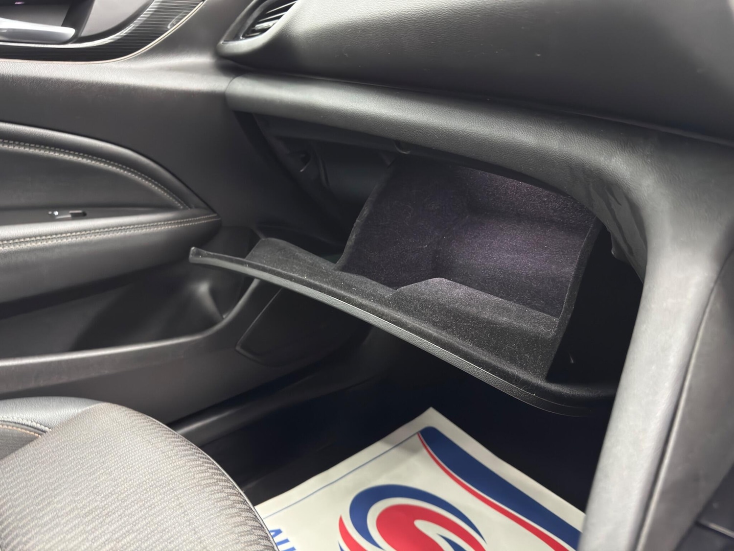 Used Vauxhall Insignia 2018 for sale - 77091130: Photo 32