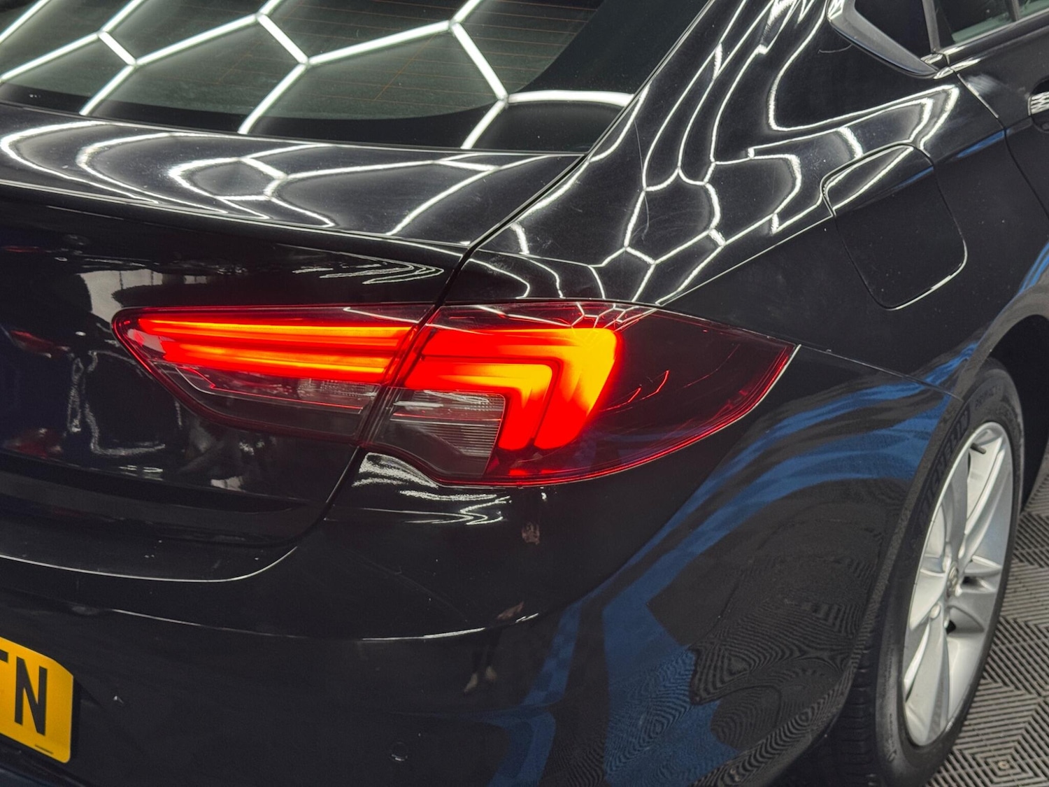 Used Vauxhall Insignia 2018 for sale - 77091130: Photo 39