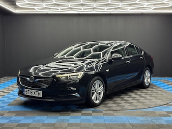 Used Vauxhall Insignia 2018 for sale - 77091130: Photo