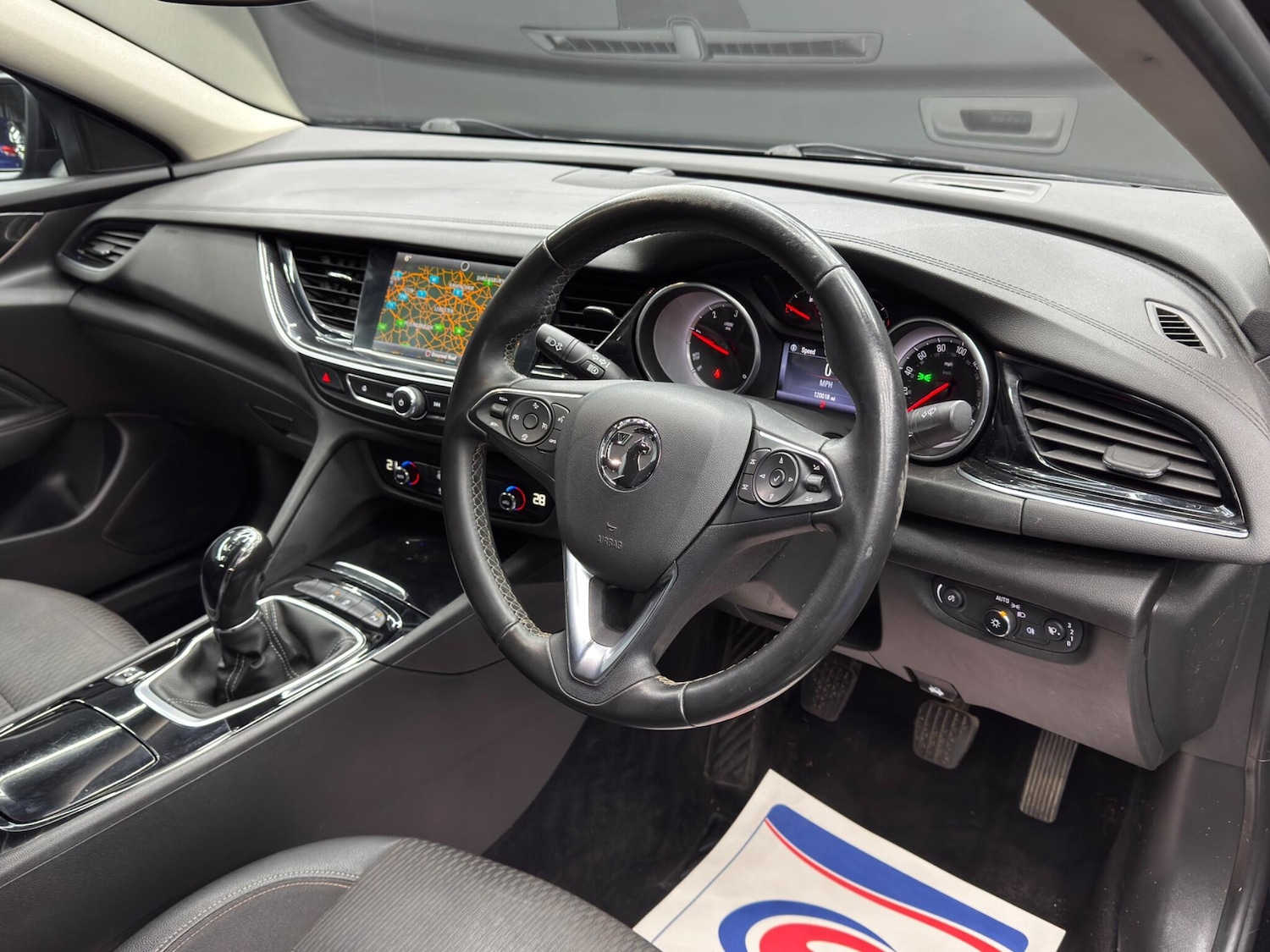 Used Vauxhall Insignia 2018 for sale - 77091130: Photo 9