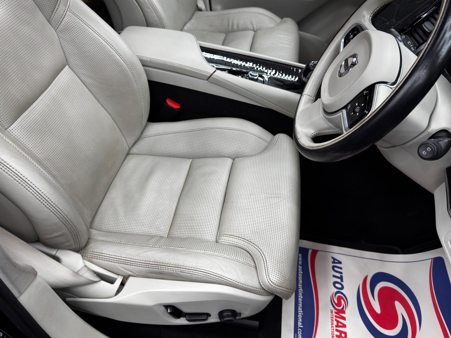 Used Volvo XC90 2017 for sale - 76561729: Photo 13