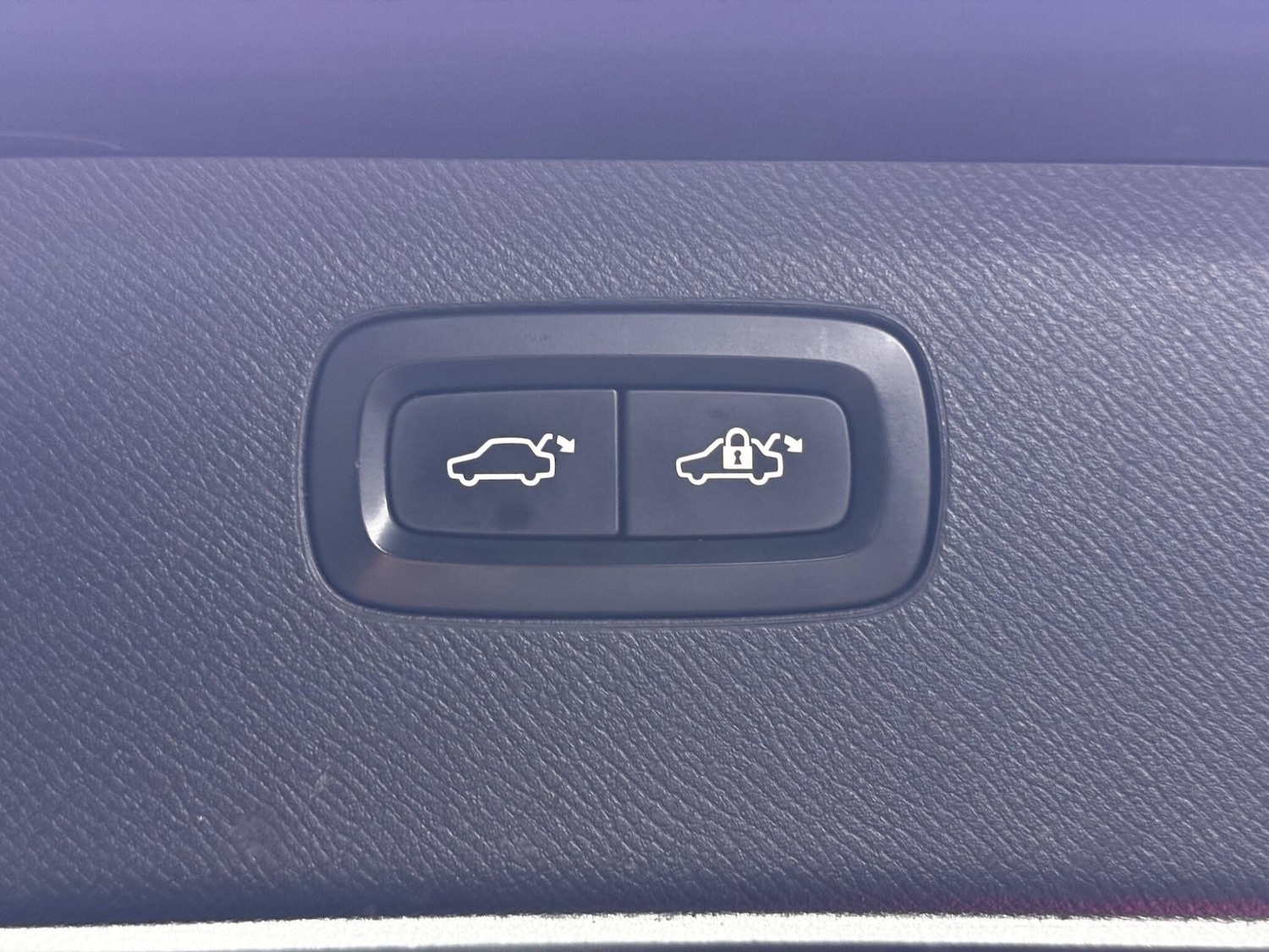 Used Volvo XC90 2017 for sale - 76561729: Photo 42