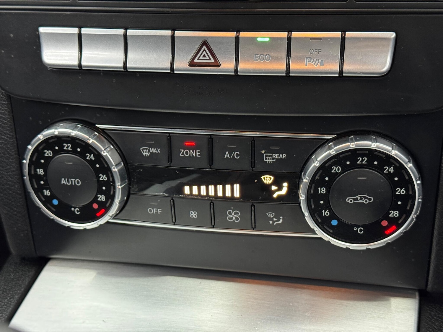 Used Mercedes-Benz C Class 2013 for sale - 77455359: Photo 25