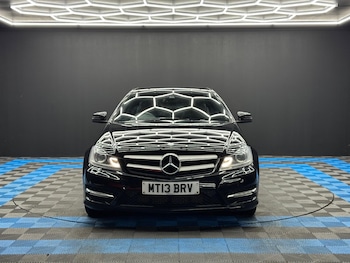 Used Mercedes-Benz C Class 2013 for sale - 77455359: Photo