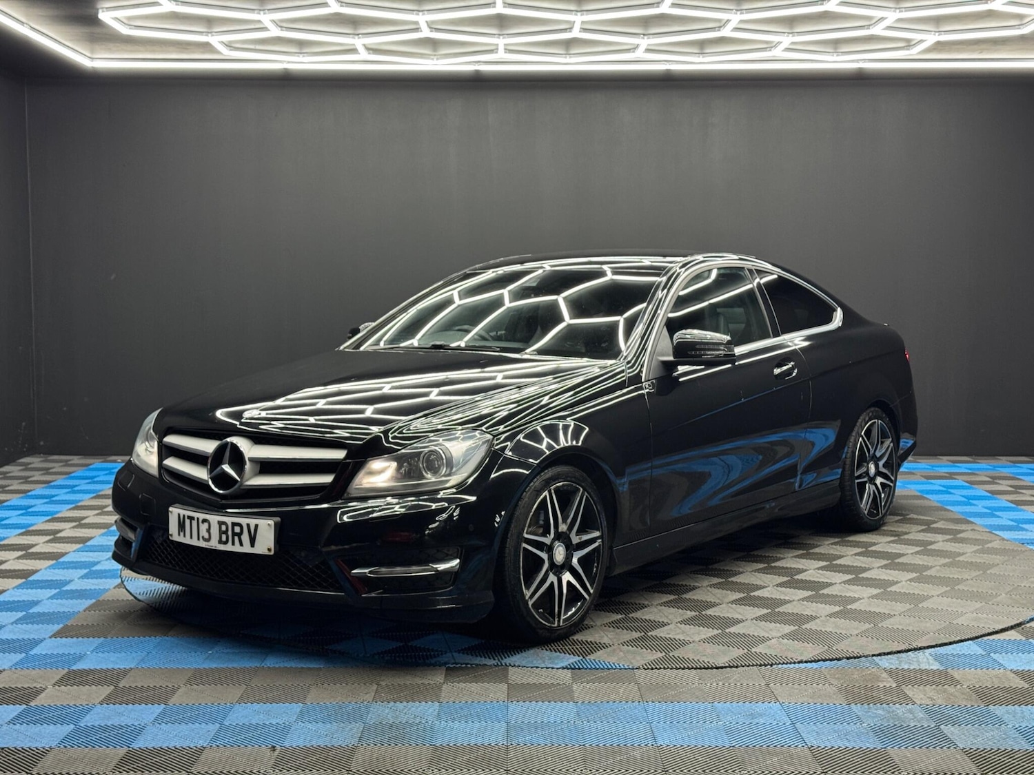 Used Mercedes-Benz C Class 2013 for sale - 77455359: Photo 3