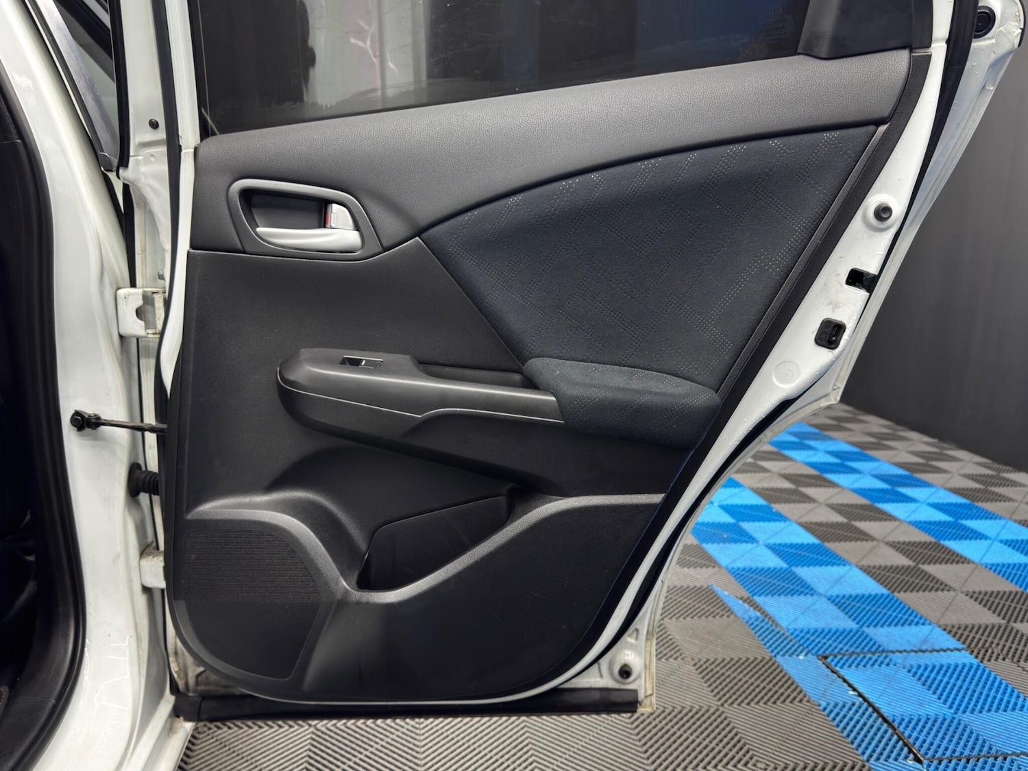 Used Honda Civic for sale - 77279899: Photo 39