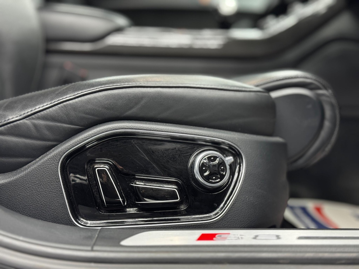 Used Audi A8 2016 for sale - 77994276: Photo 46