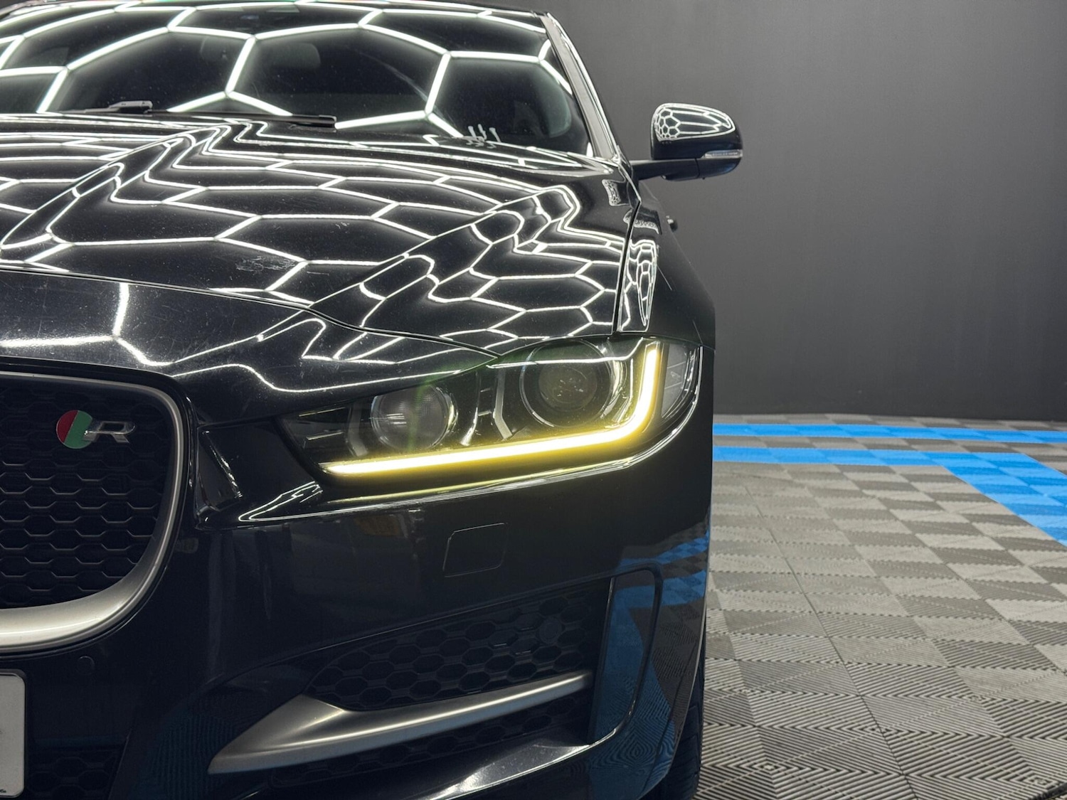 Used Jaguar XE 2017 for sale - 77925405: Photo 45