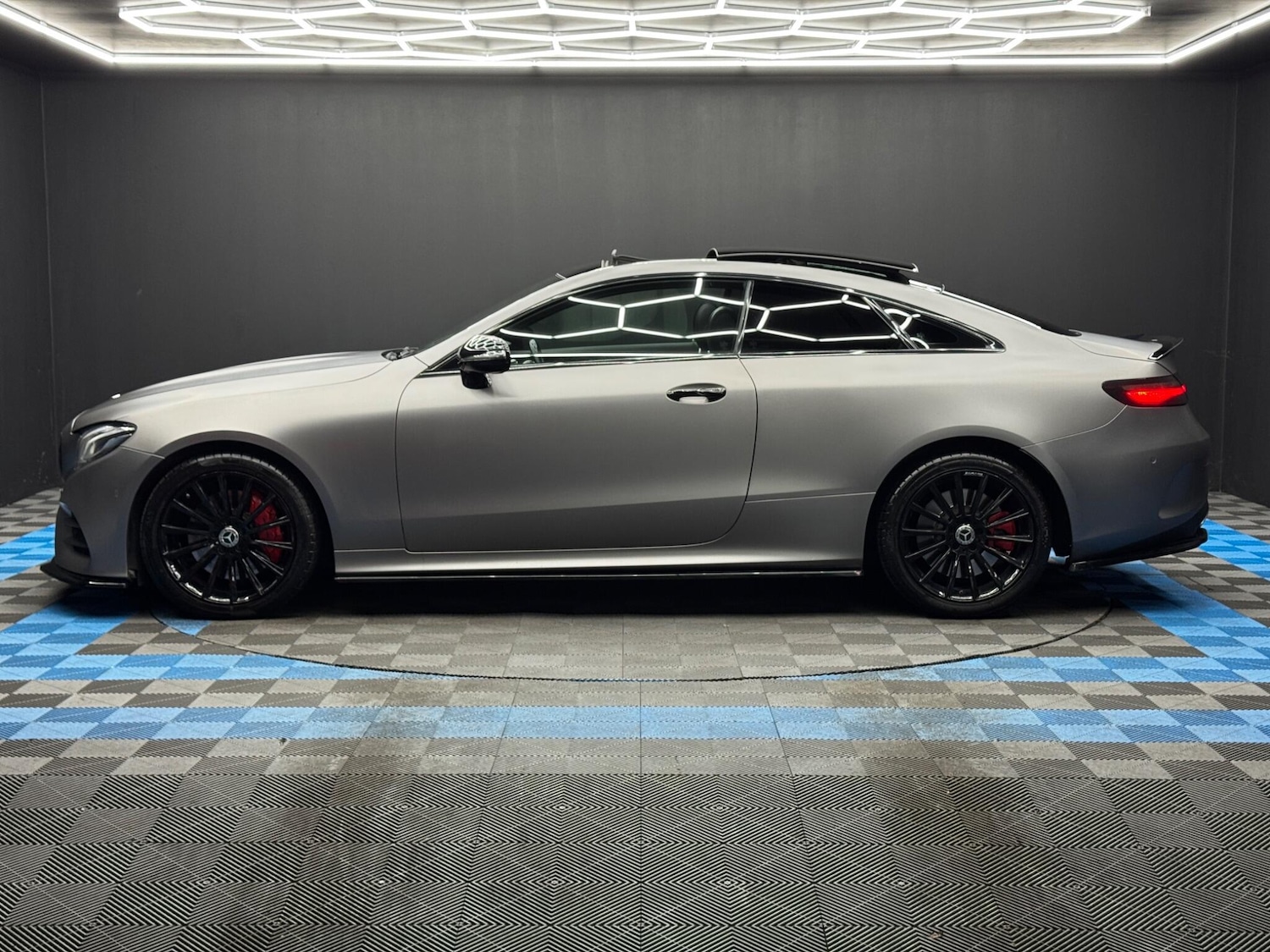 Used Mercedes-Benz E Class 2017 for sale - 77645864: Photo 8