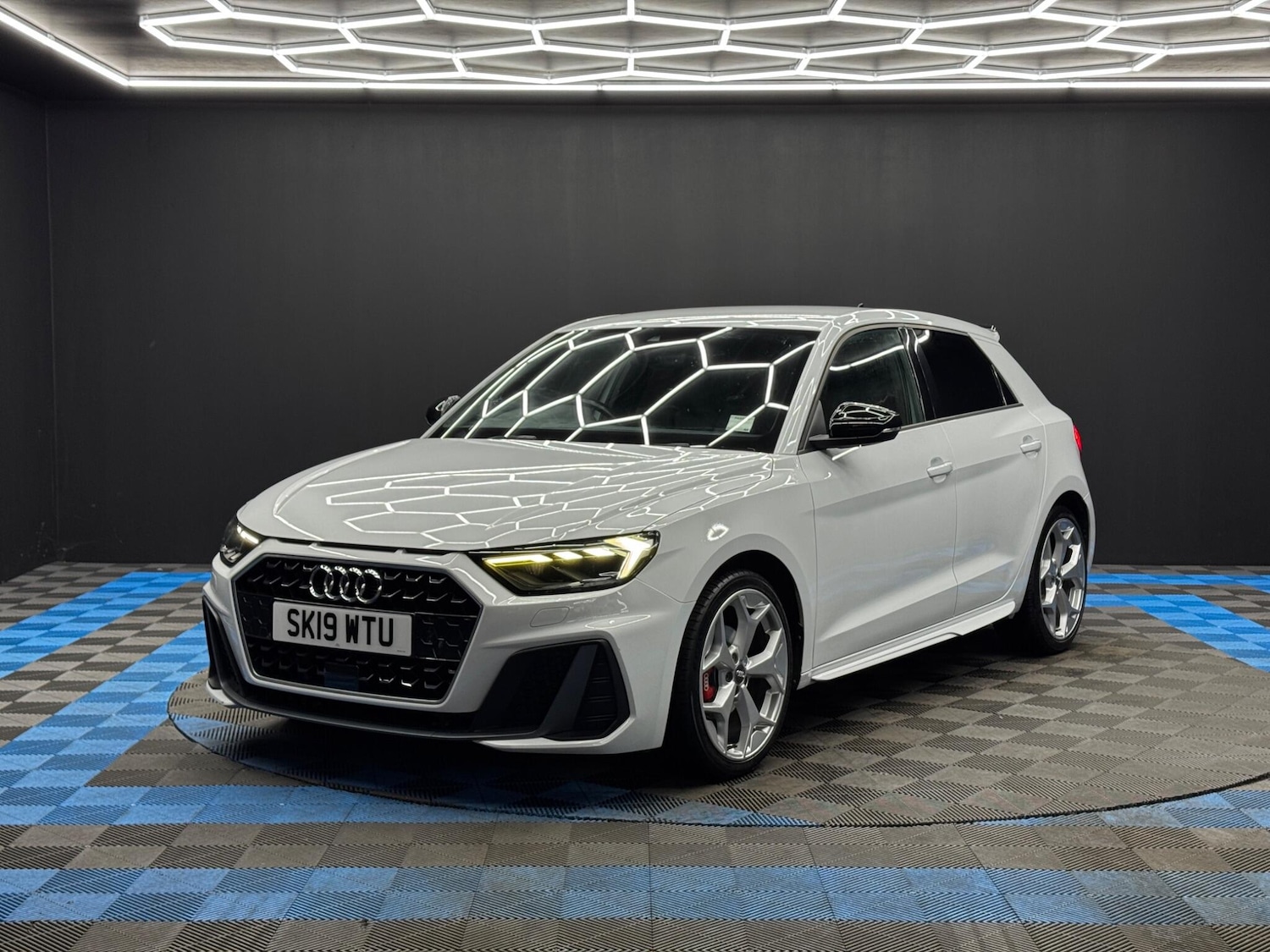 Used Audi A1 for sale - 78148294: Photo 3
