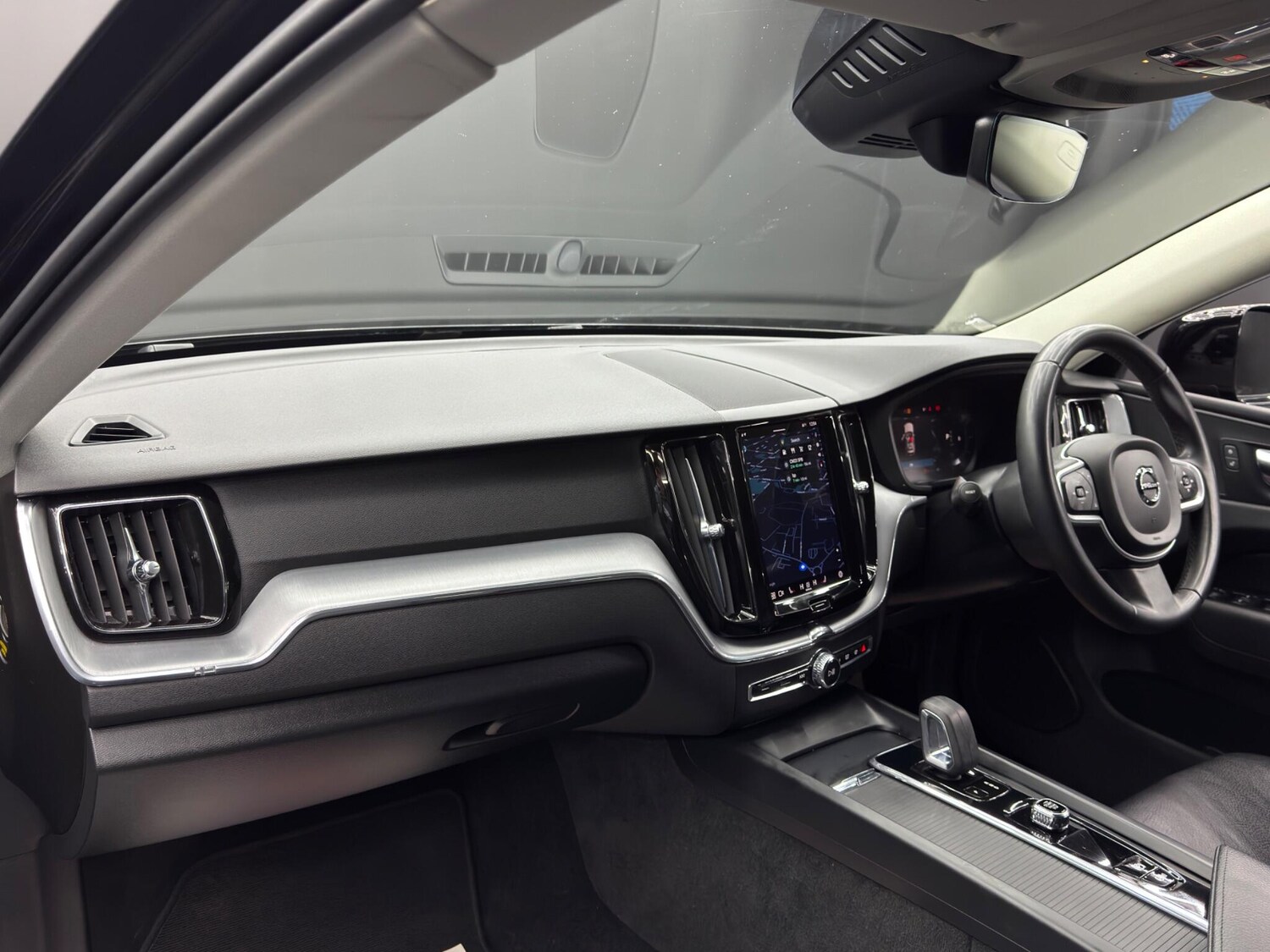 Used Volvo XC60 2021 for sale - 77411216: Photo 11