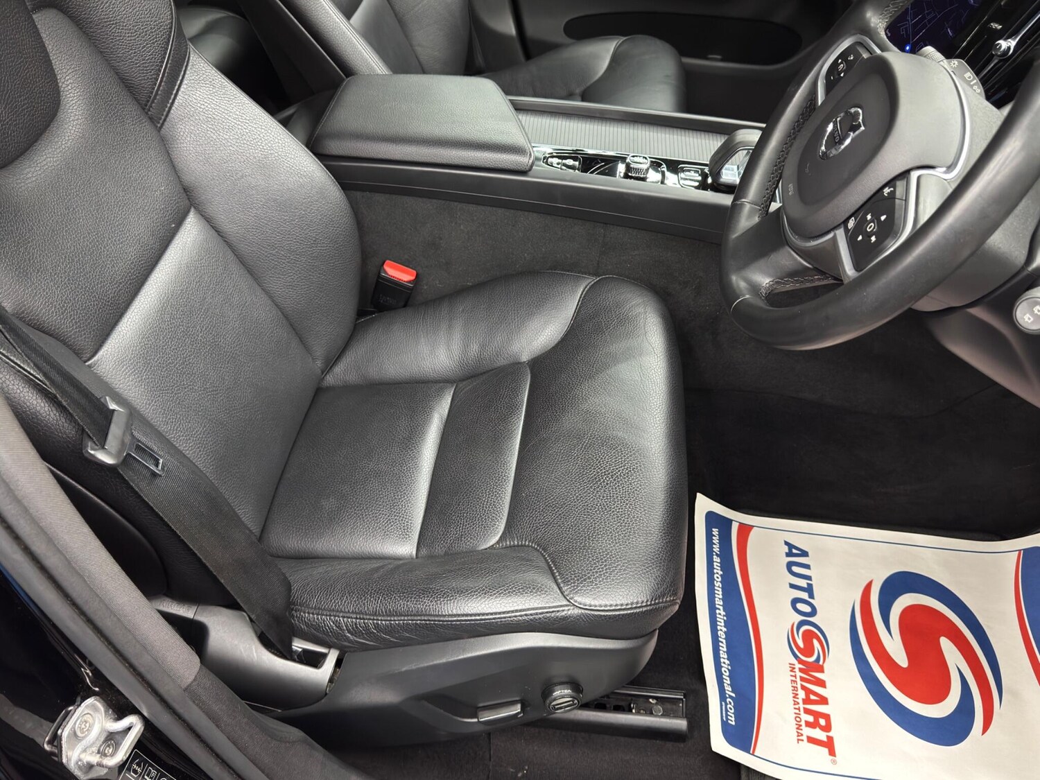 Used Volvo XC60 2021 for sale - 77411216: Photo 13