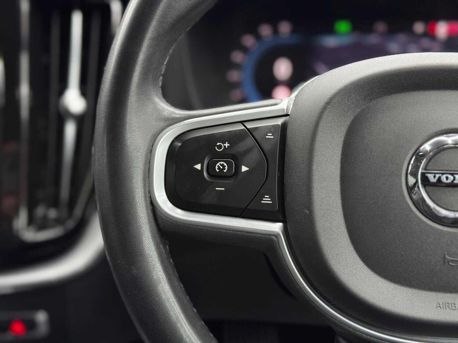 Used Volvo XC60 2021 for sale - 77411216: Photo 20