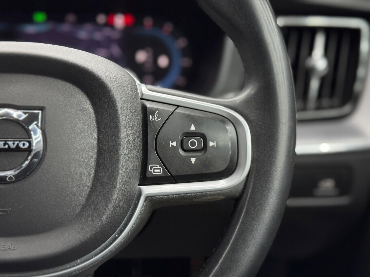 Used Volvo XC60 2021 for sale - 77411216: Photo 21