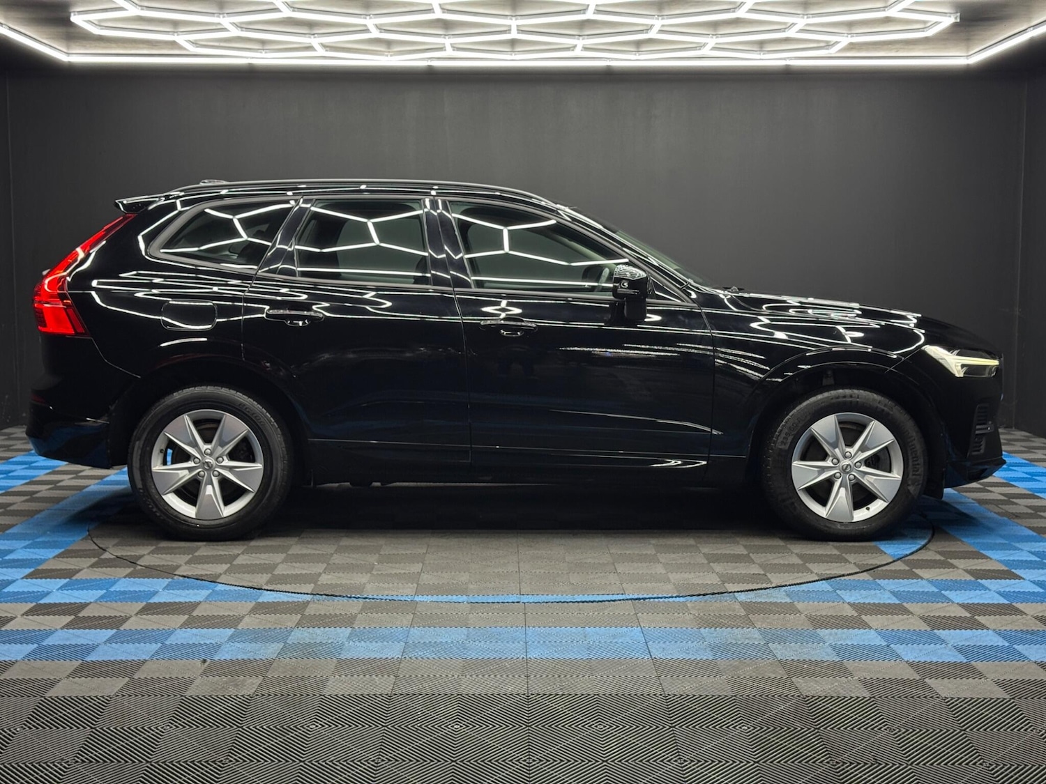 Used Volvo XC60 2021 for sale - 77411216: Photo 4