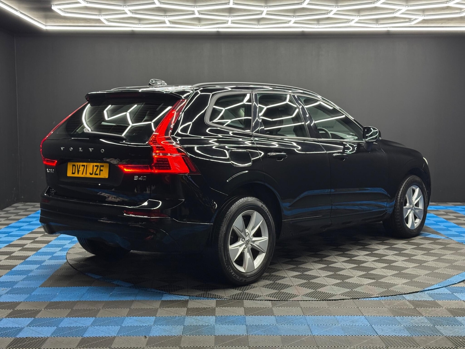 Used Volvo XC60 2021 for sale - 77411216: Photo 5