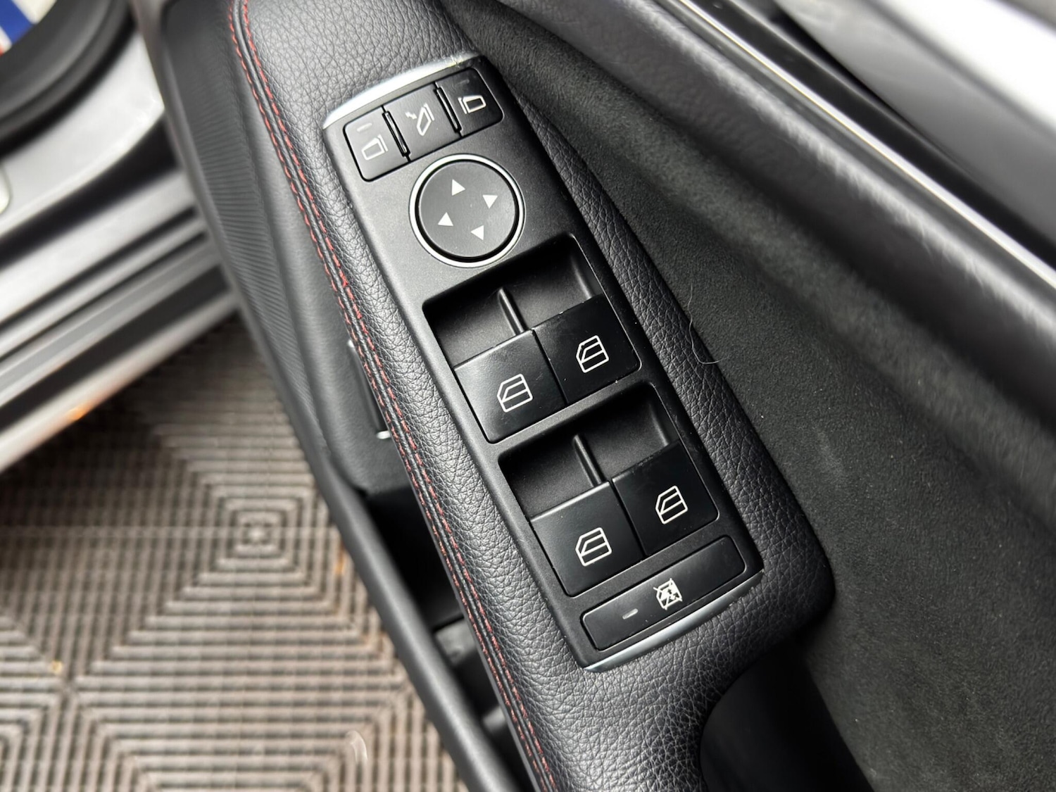 Used Mercedes-Benz CLA 2018 for sale - 76899672: Photo 40