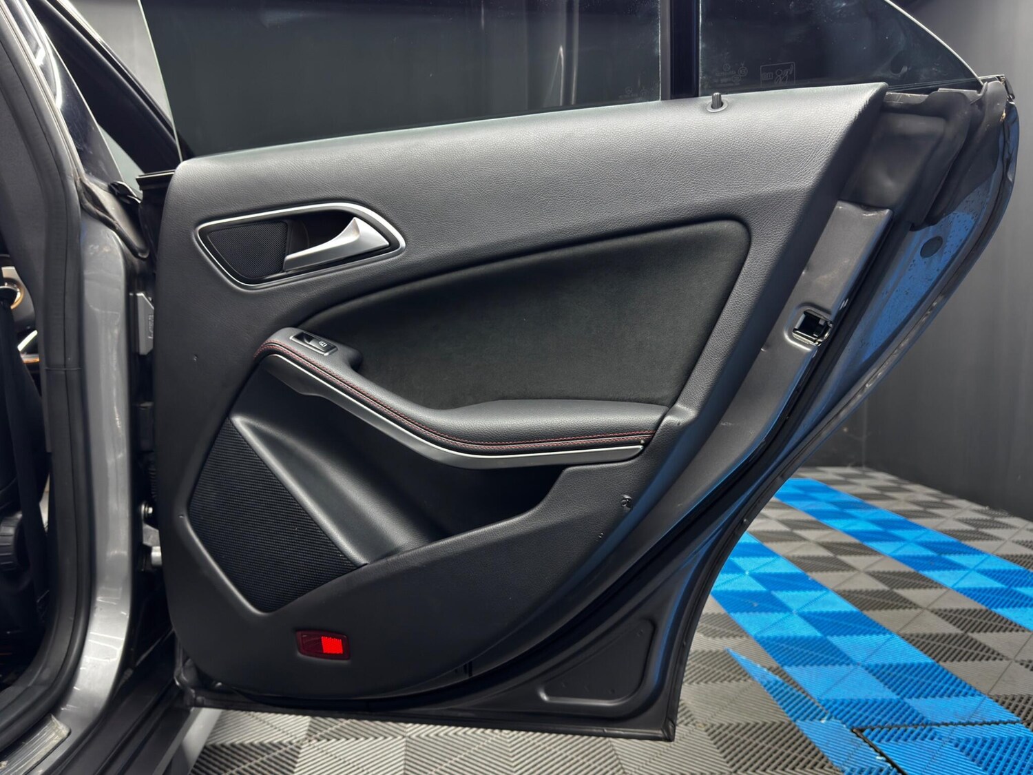 Used Mercedes-Benz CLA 2018 for sale - 76899672: Photo 41