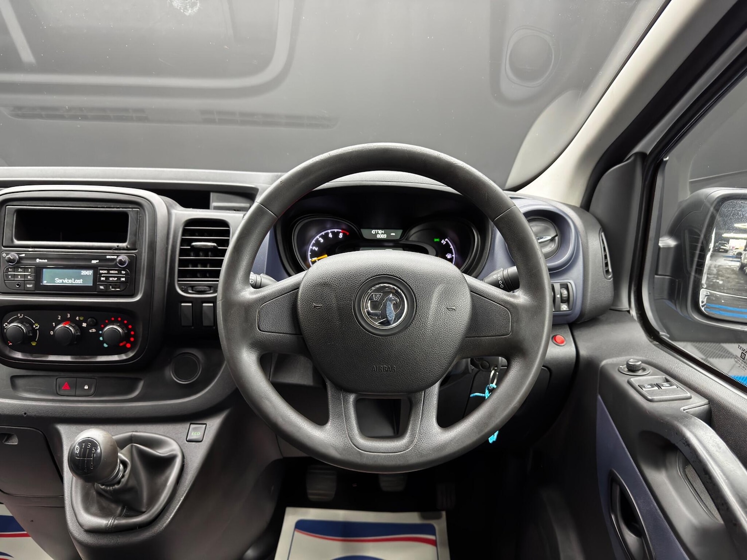 Used Vauxhall Vivaro 2015 for sale - 76658697: Photo 16