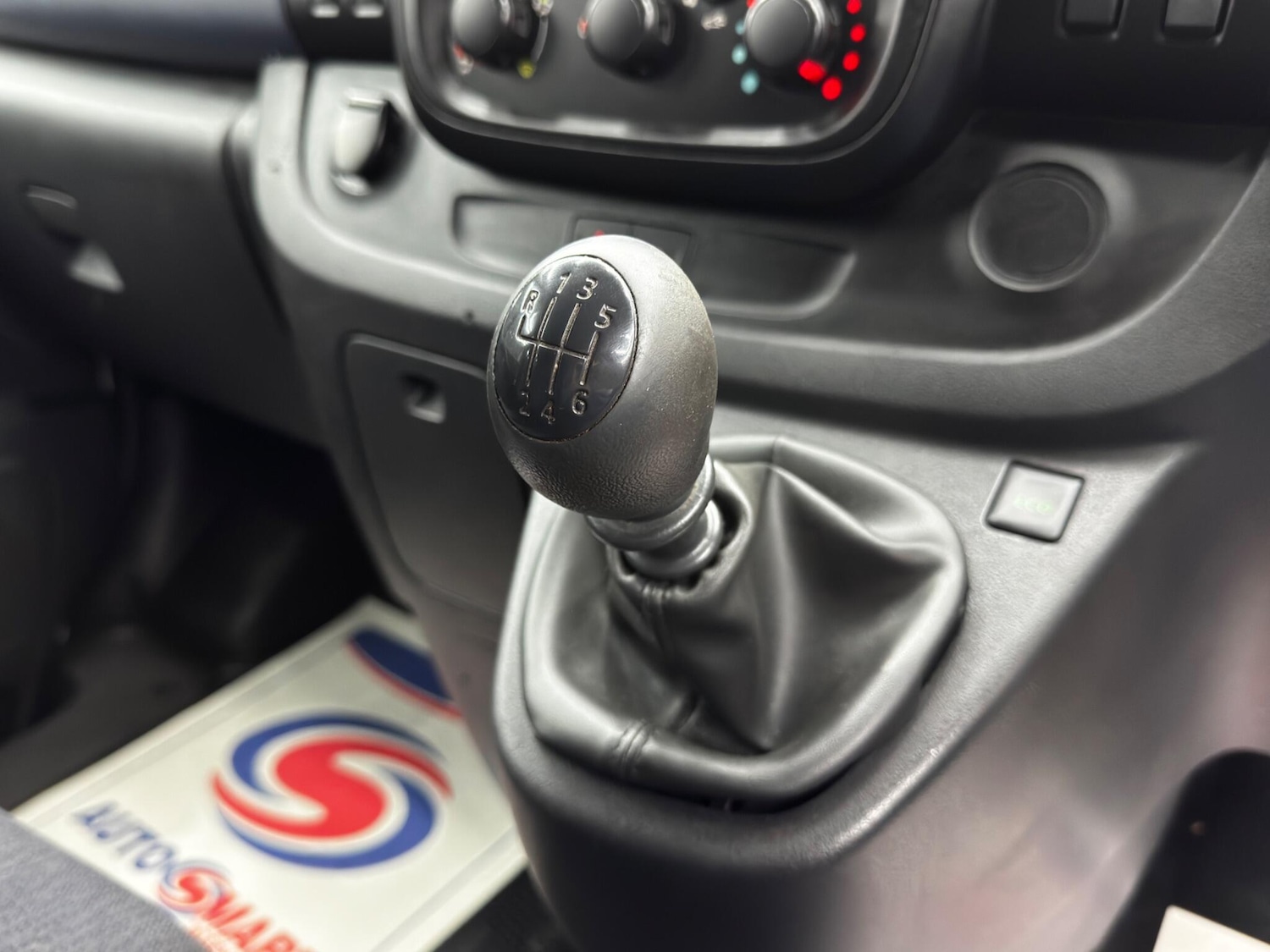 Used Vauxhall Vivaro 2015 for sale - 76658697: Photo 20