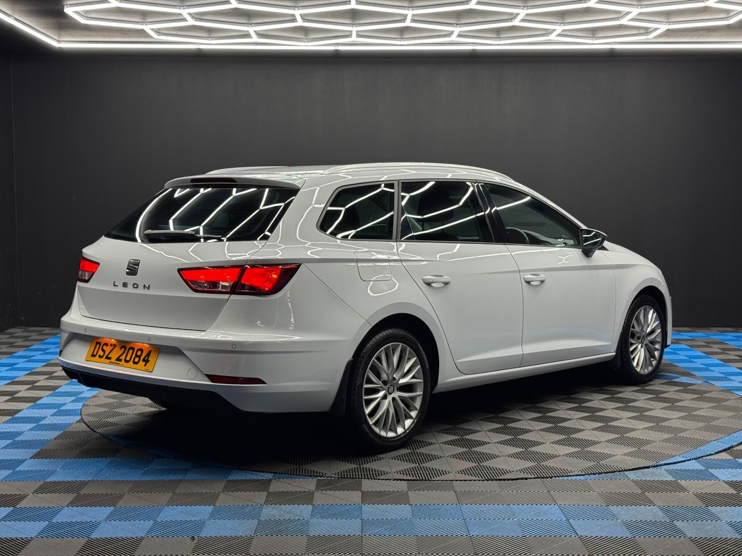 Used SEAT Leon for sale - 77412389: Photo 5