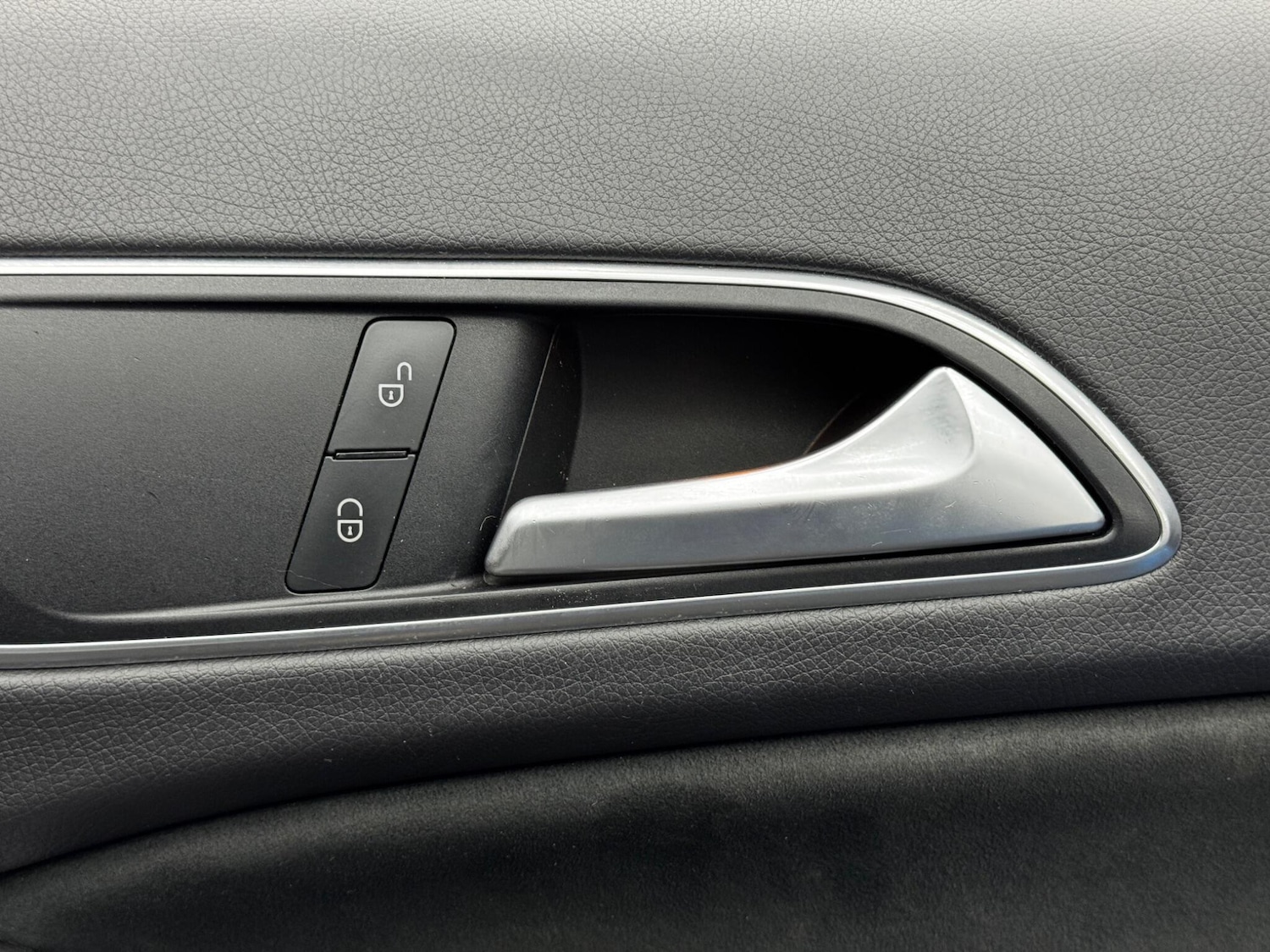 Used Mercedes-Benz GLA 2015 for sale - 77705266: Photo 37