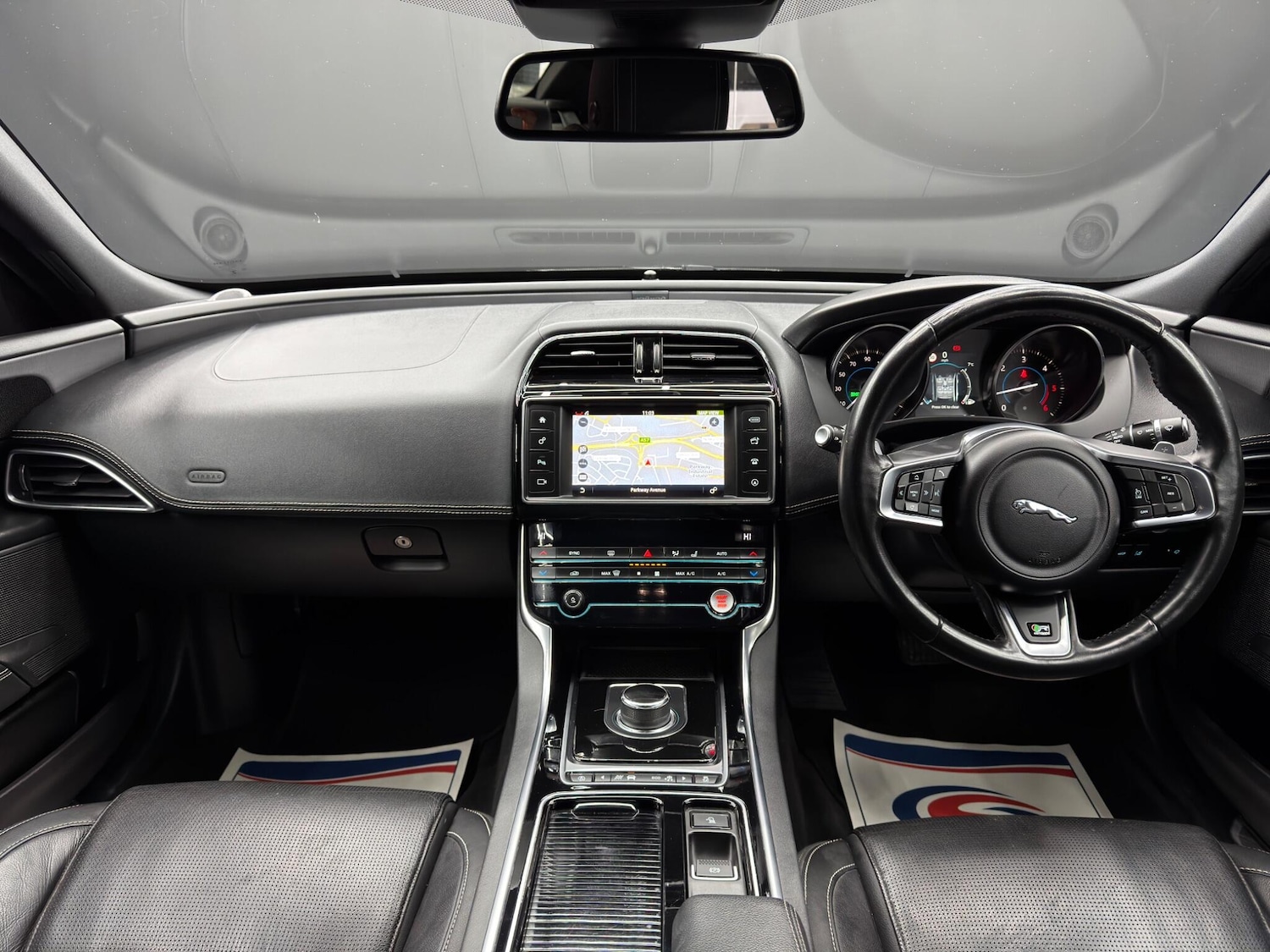 Used Jaguar XE 2018 for sale - 77396033: Photo 10