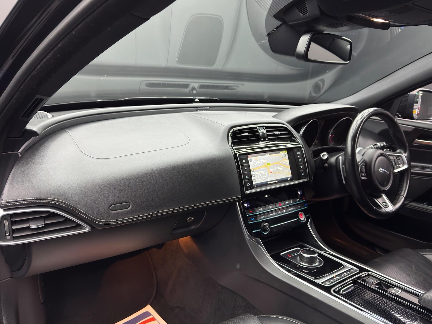 Used Jaguar XE 2018 for sale - 77396033: Photo 11