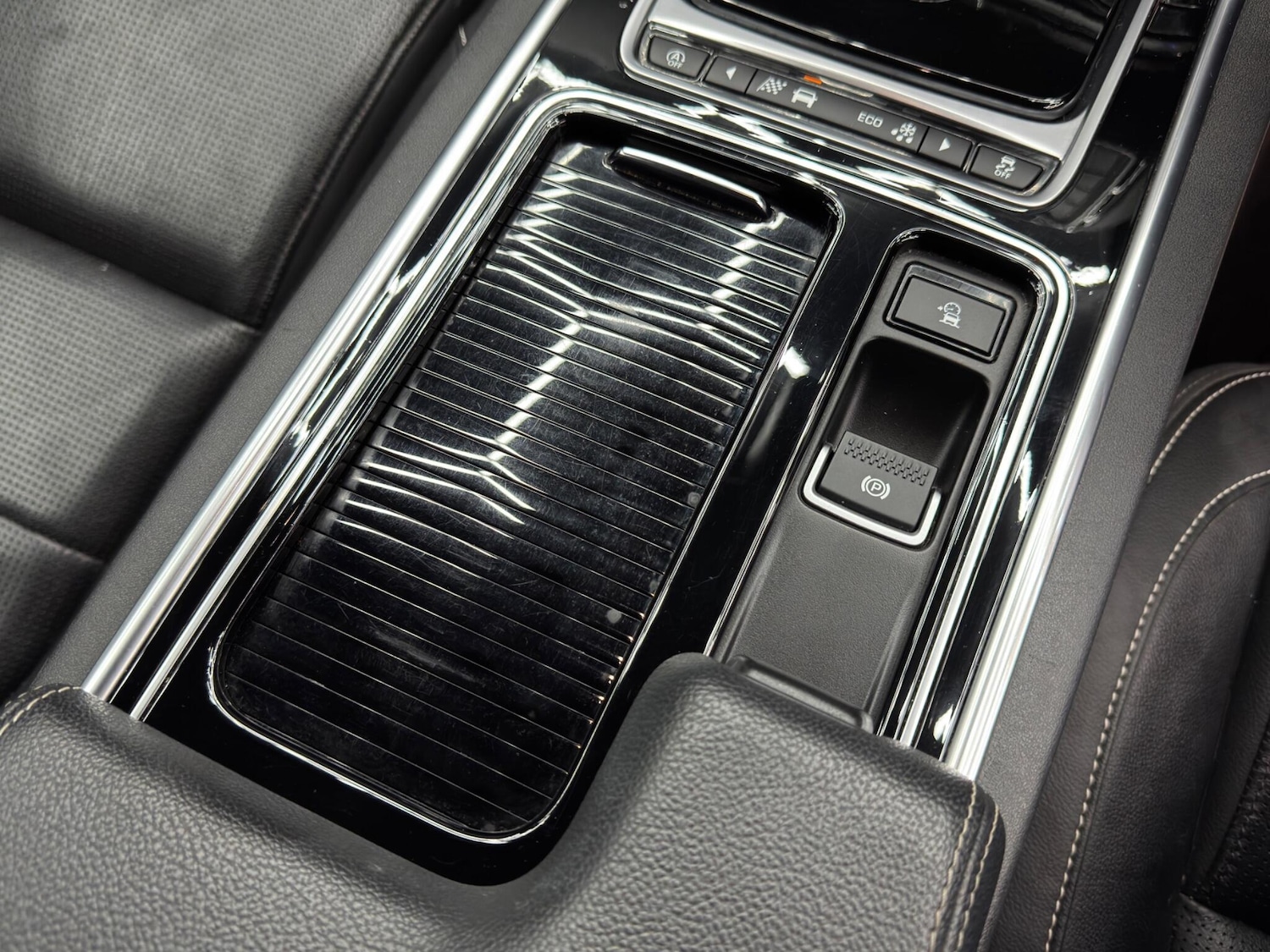 Used Jaguar XE 2018 for sale - 77396033: Photo 24