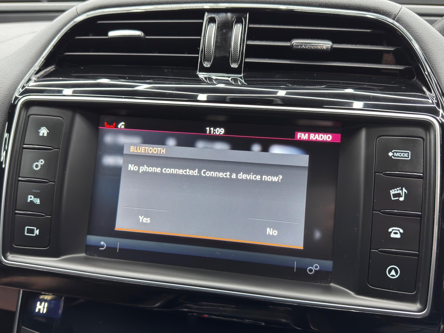 Used Jaguar XE 2018 for sale - 77396033: Photo 33