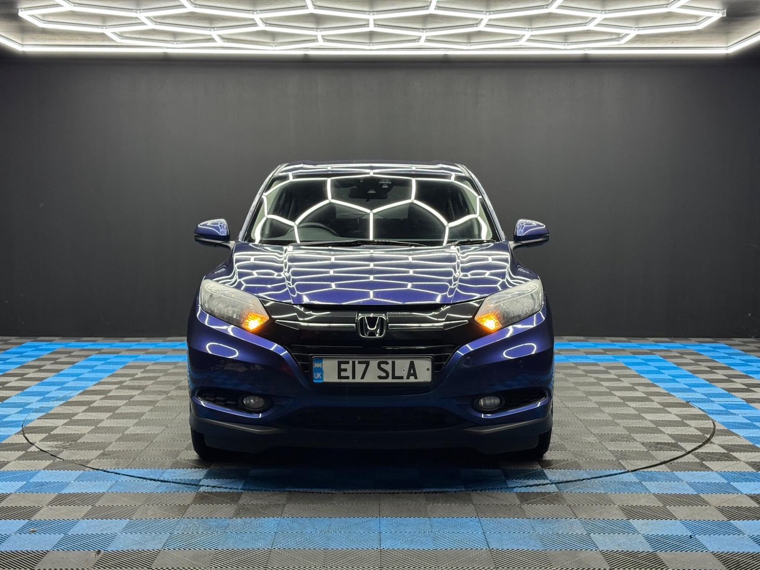 Used Honda HR-V 2015 for sale - 77314808: Photo 2