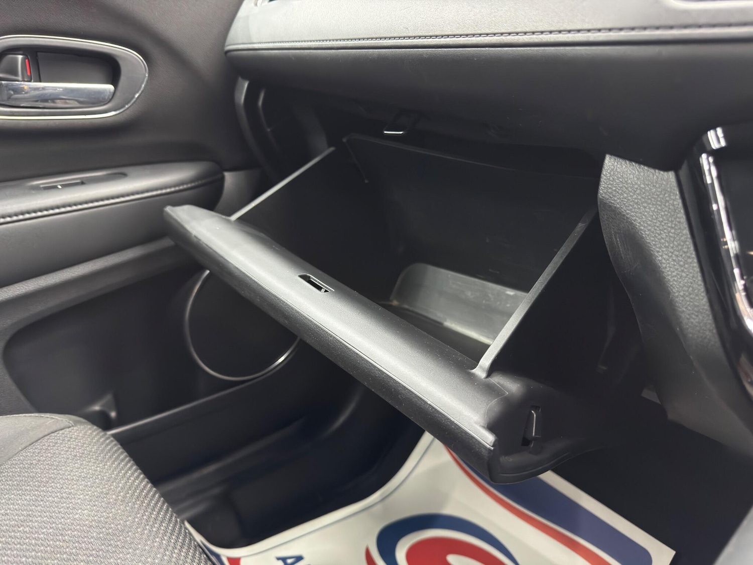 Used Honda HR-V 2015 for sale - 77314808: Photo 31