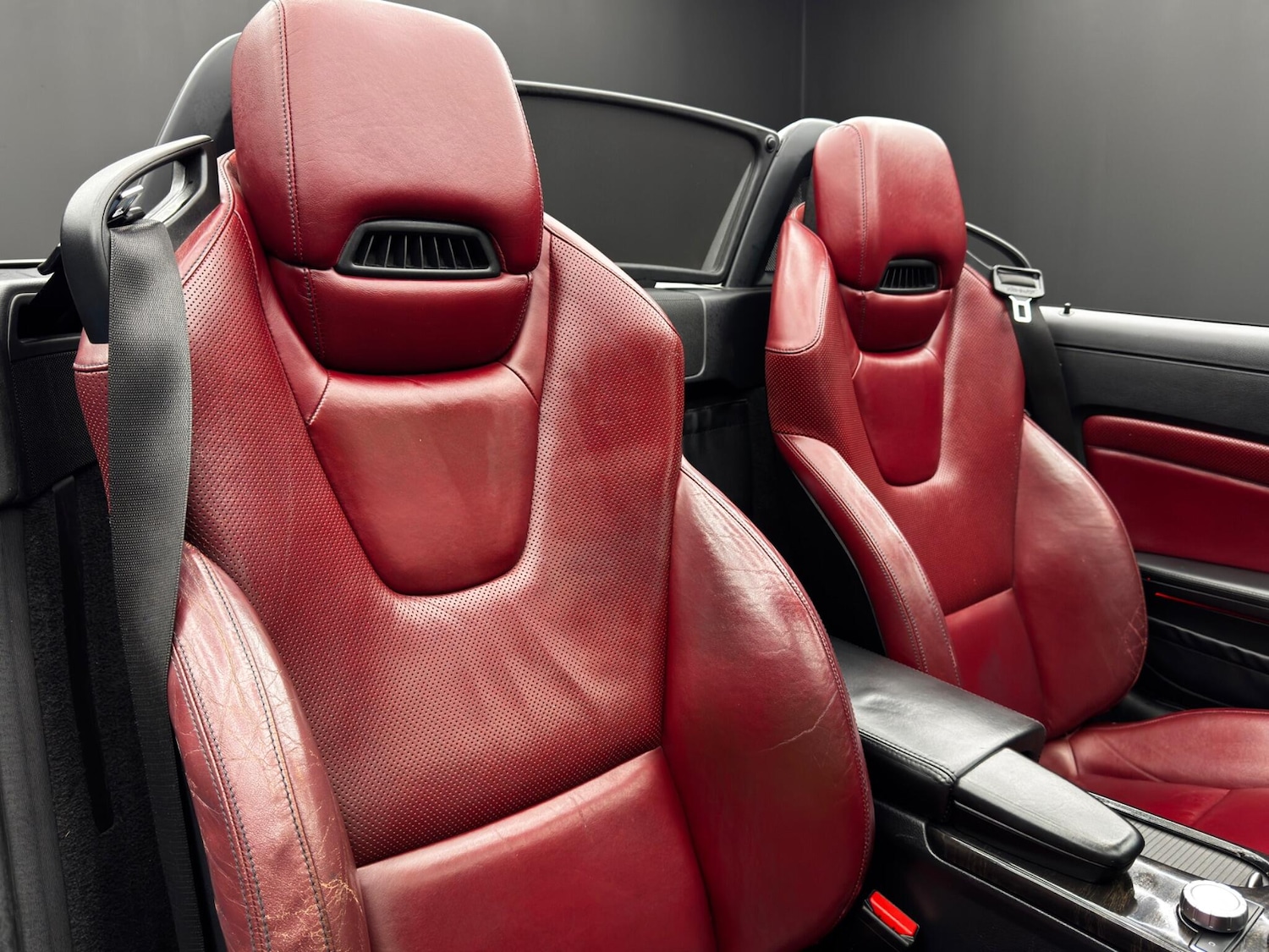 Used Mercedes-Benz SLK 2012 for sale - 76865304: Photo 12