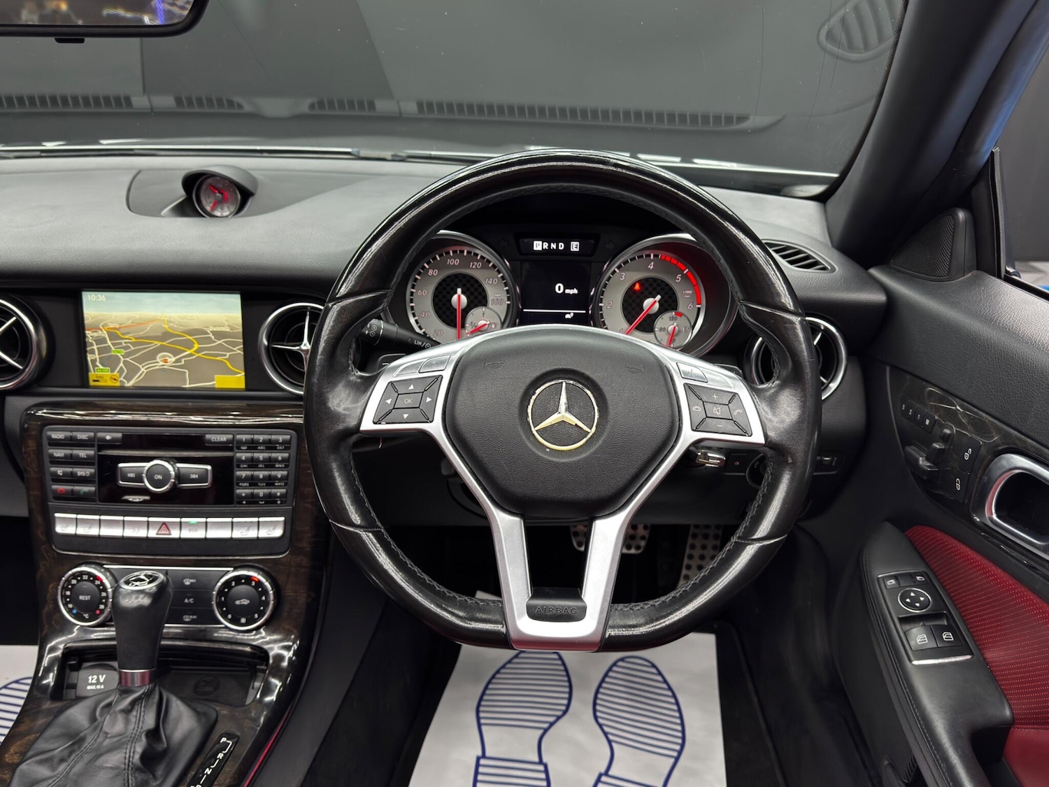 Used Mercedes-Benz SLK 2012 for sale - 76865304: Photo 16